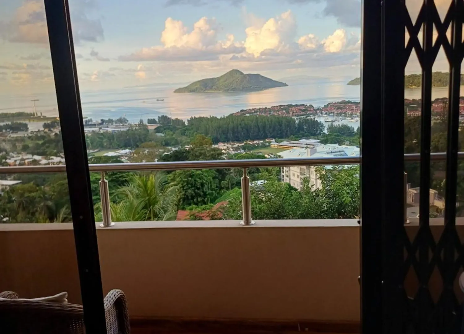 Guest house 180 Degrees Jewel Hotel Victoria Seychelles