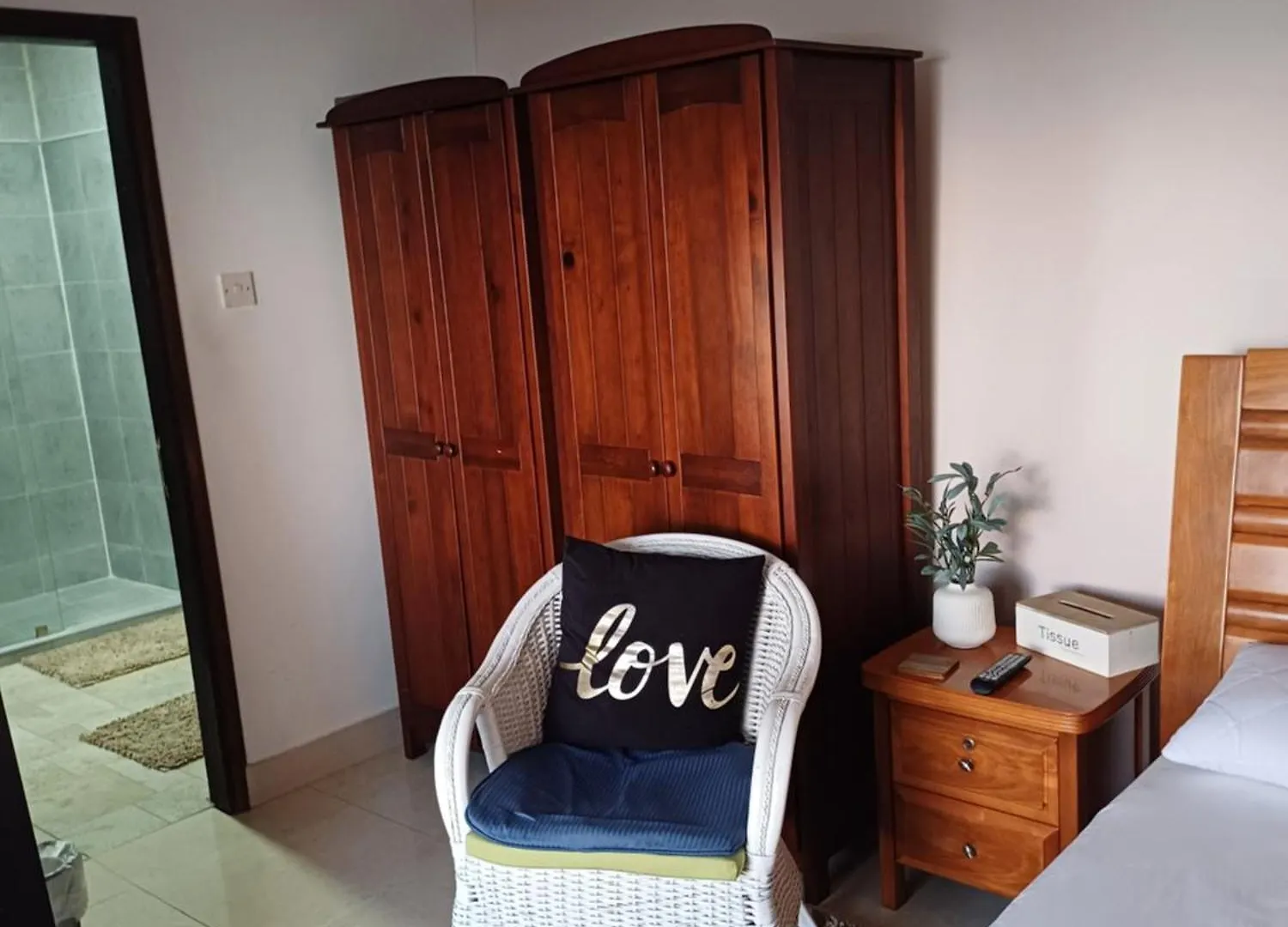 180 Degrees Jewel Hotel Victoria Guest house